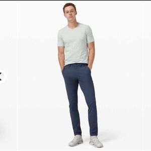 Lululemon • Commission Pant Slim 30" *Warpstreme •
Size 30